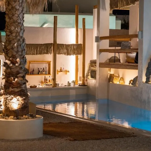 Sandaya Luxury Suites，位于纳乌萨的酒店