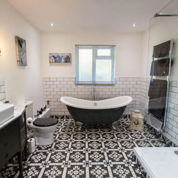 Oakley Country Retreat-1 Bed-Garden-Free Parking，位于Baddiley的酒店
