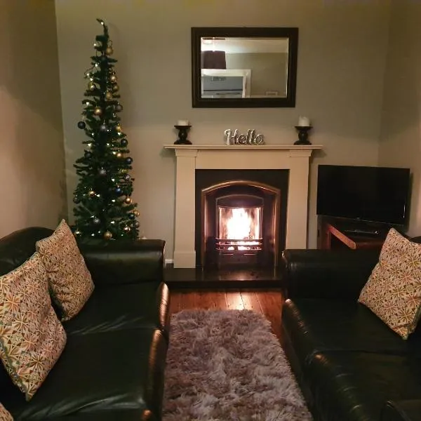 Jack's Place Beautiful 3-Bed House Donegal，位于Corraffrin的酒店