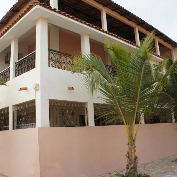 粉红别墅酒店，位于Guediawaye的酒店