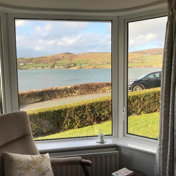 Beautiful sea views and fireplace in Dunfanaghy，位于邓法纳希的酒店