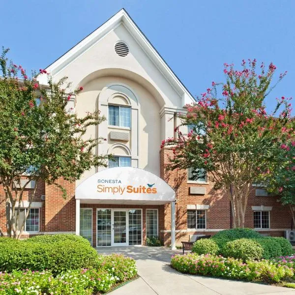 Sonesta Simply Suites Charlotte University，位于University Place的酒店