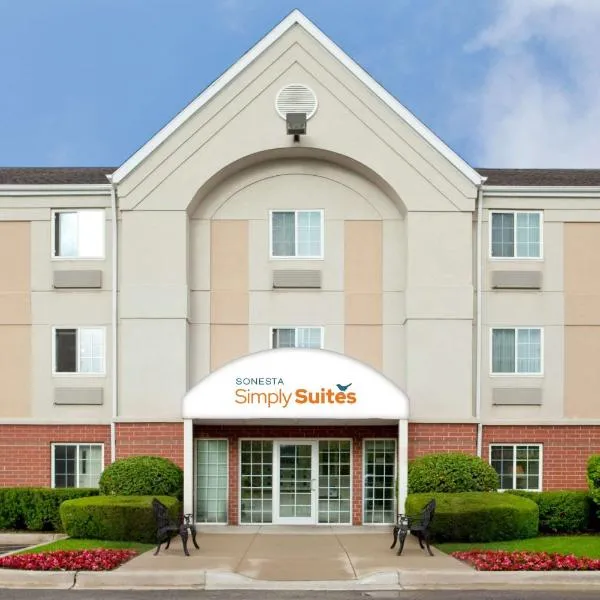 Sonesta Simply Suites Chicago Libertyville，位于Round Lake Park的酒店