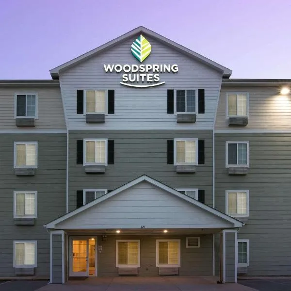 WoodSpring Suites Clarksville Ft. Campbell，位于克拉克斯维尔的酒店