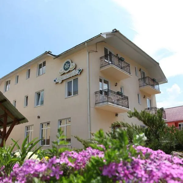 Edelweiss，位于波利亚纳的酒店