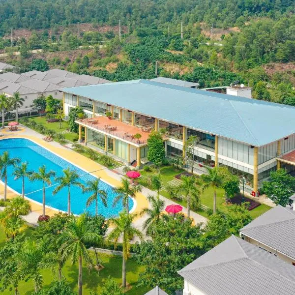 Anh Phát Resort，位于Lê Vinh的酒店