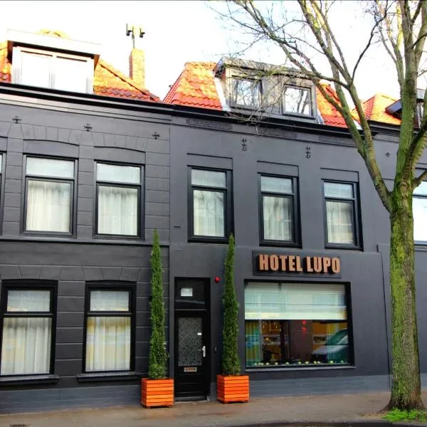 Boutique Hotel Lupo，位于Nummer Een的酒店