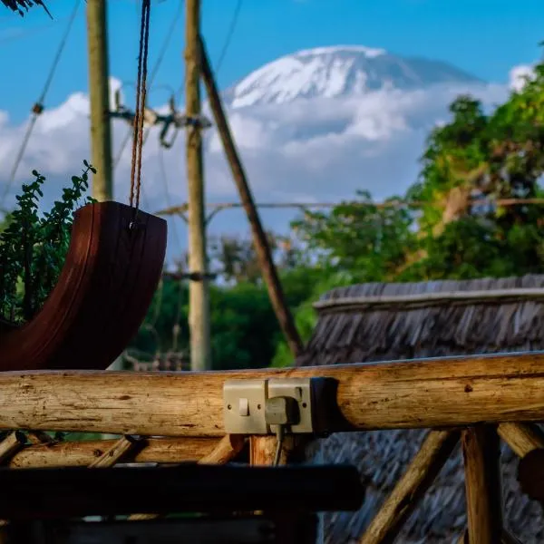 Kilimanjaro Summit Lodge，位于Shiri的酒店