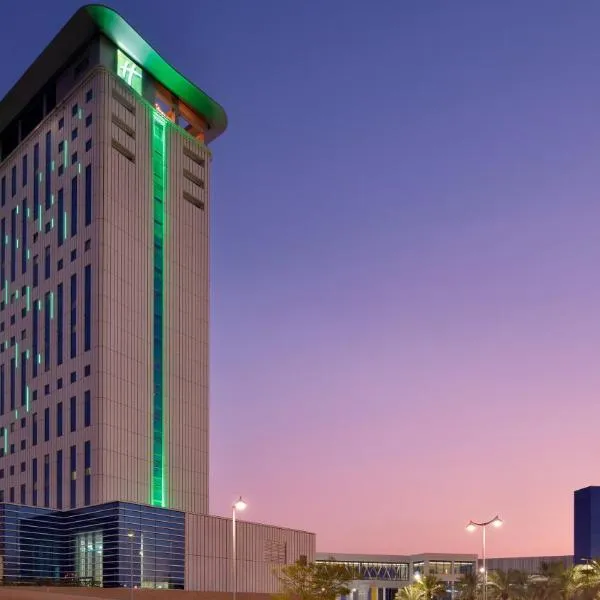 Holiday Inn & Suites - Dubai Festival City Mall, an IHG Hotel，位于Warīsān的酒店