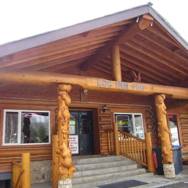 洛格酒吧及山林小屋，位于Avola的酒店