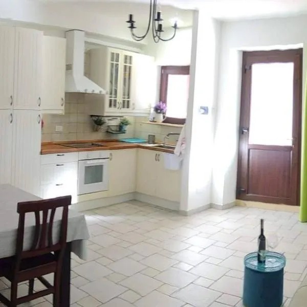 Morrovalle LOVE，位于Morrovalle的酒店