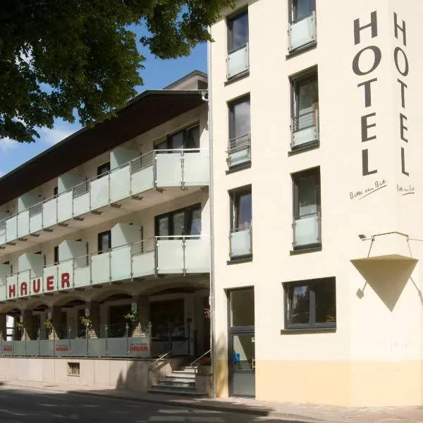 豪尔酒店，位于Kruchten的酒店