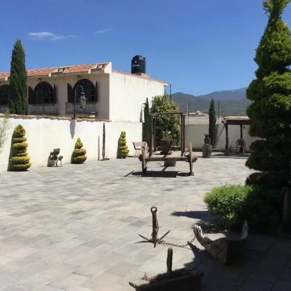 Hosteria Covadonga，位于Altotonga的酒店