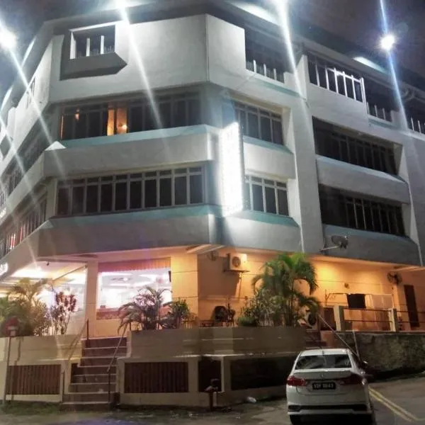 Hotel Sri Sutra PJ 222，位于八打灵再也的酒店
