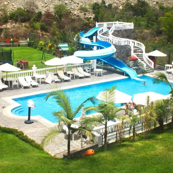 Lunahuana River Resort，位于Uchupampa的酒店