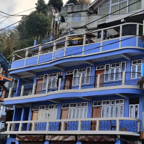 West Point Backpackers Hostel，位于Namchi的酒店