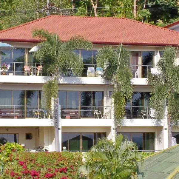 山海景观豪华公寓，位于卡伦海滩的酒店