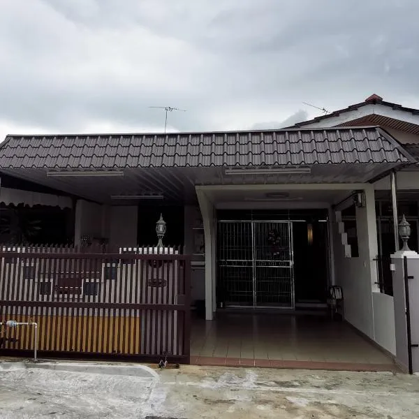 Bagan Terrace House near to Sunway Carnival Mall, Seberang Jaya，位于北赖的酒店