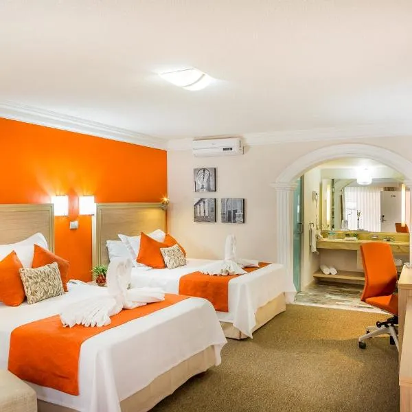 Hotel Flamingo Irapuato，位于伊拉普阿托的酒店