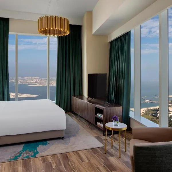 Avani Plus Palm View Dubai Hotel & Suites，位于迪拜的酒店