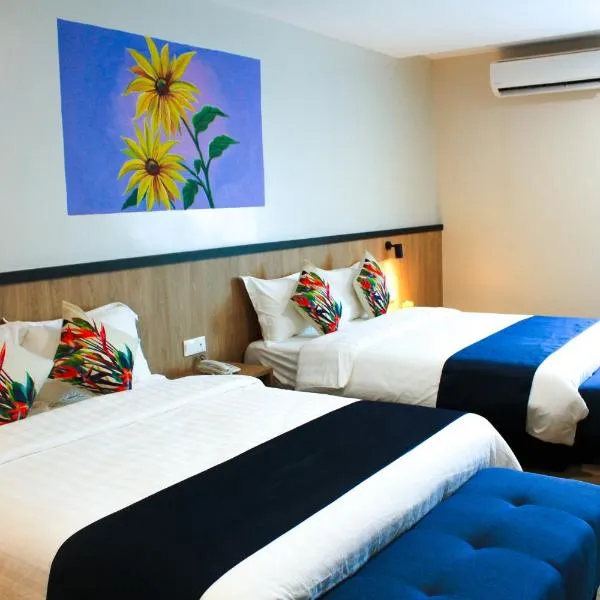 Savana Hotel & Serviced Apartments，位于玻璃市港口的酒店