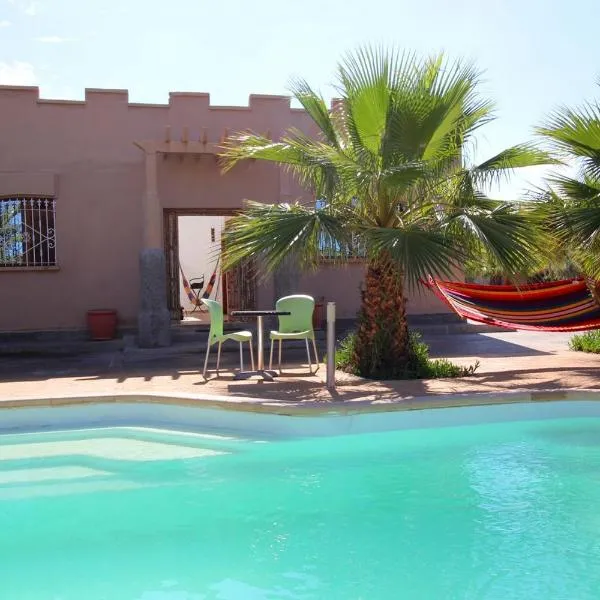 Maison d hôtes Bungalow Villa Hammam Bien-être et Piscine，位于Sidi Bibi的酒店