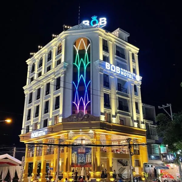 B.O.B HOTEL SIGNATURE，位于Cao Lãnh的酒店