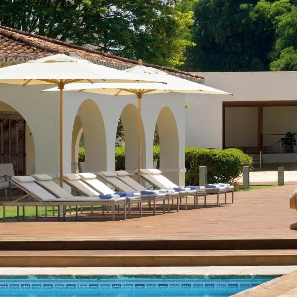 园山酒店与高尔夫度假村，位于Coroas的酒店