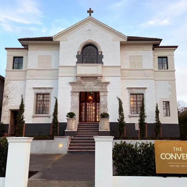 The Convent Hotel，位于Titirangi的酒店