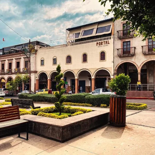 Hotel Portal & Suites，位于San Pedro Jácuaro的酒店