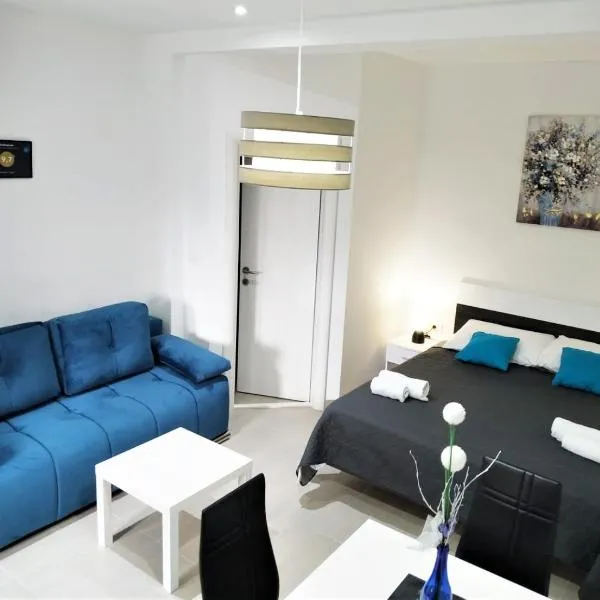 SeaEye Trogir，位于特罗吉尔的酒店