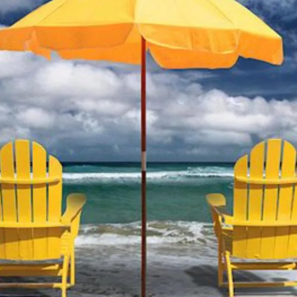 Affordable SPI family condo - walking distance to the beach, Sleeps 6, Third Floor, 2025 Traveler Award，位于南帕诸岛的酒店