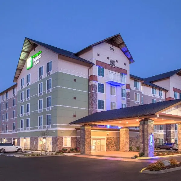西雅图南部图克维拉智选假日套房酒店，位于塔奇拉的酒店