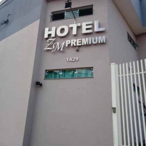 Hotel ZM Premium，位于Engenheiro Coelho的酒店