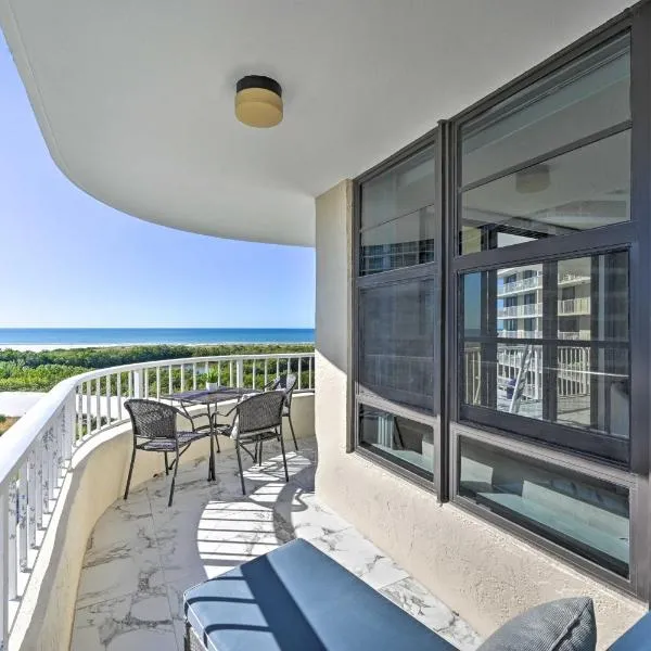 Resort Condo with Balcony and Stunning Ocean Views!，位于马可岛的酒店