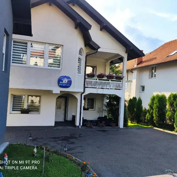 Apartments Airport Inn，位于Krževići的酒店
