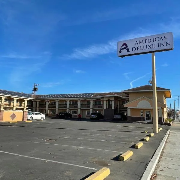 Americas Deluxe Inn- Marysville，位于Arboga的酒店