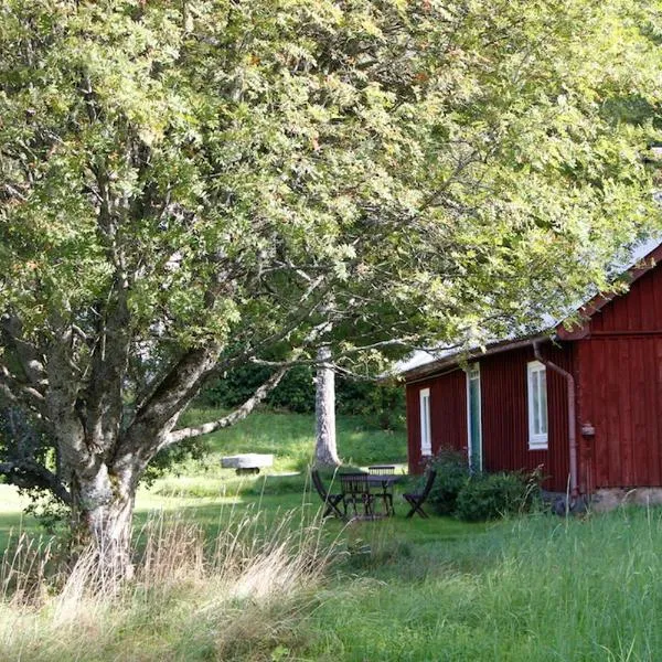 Lilla Halängen cottages，位于Högsäter的酒店