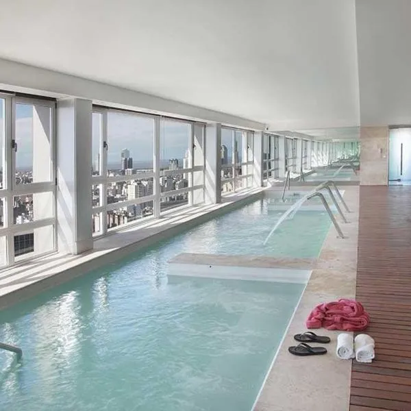 Quartier San Telmo Luxury Pool Gym & Spa, piscina climatizada，位于布宜诺斯艾利斯的酒店