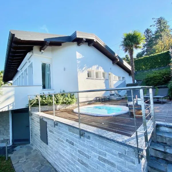 Villa Poseidon，位于波尔托瓦尔特拉瓦利亚的酒店