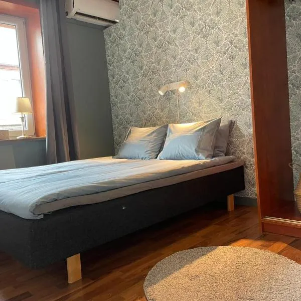 Rymlig lägnhet med 2 sovrum，位于Oxie的酒店