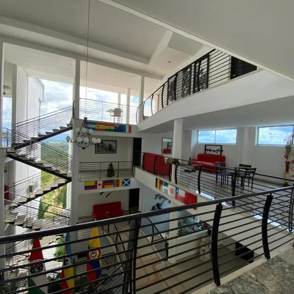 HOTEL CAMPESTRE LA MONTAÑA，位于吉拉尔多特的酒店