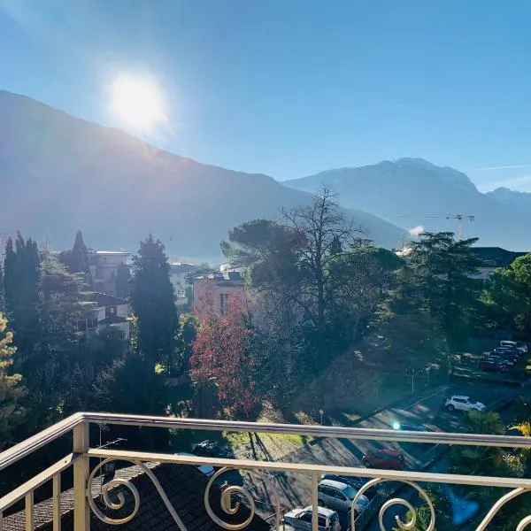 ATTICO61，位于阿科的酒店