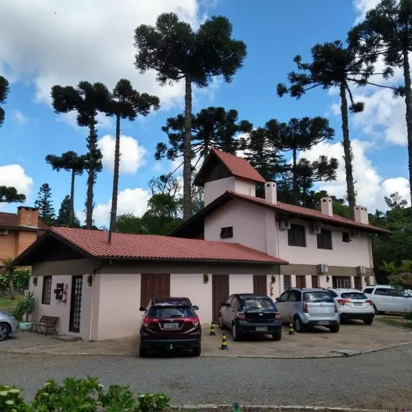 Jardins de Canela - Aptos e Casas Bairro Nobre em Canela，位于卡内拉的酒店