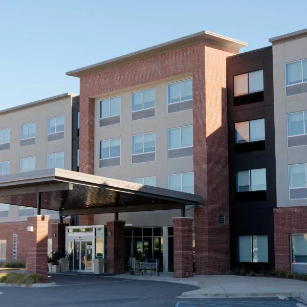 Holiday Inn Express & Suites - Summerville, an IHG Hotel，位于蒙克斯科纳的酒店