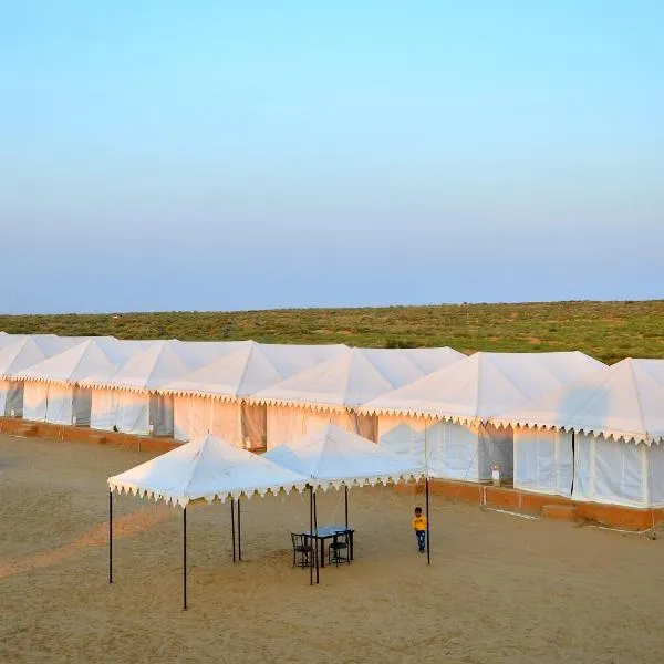 Sky Desert Safari，位于山姆的酒店