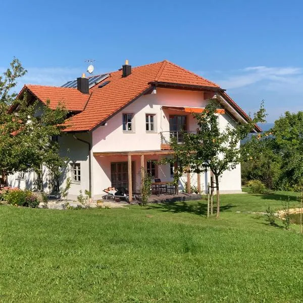 LICHTECK - Helle Ferien，位于Breitenberg的酒店