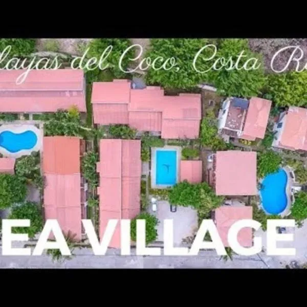 Spacious Loft with Pool and Great Outdoor Areas，位于科克的酒店