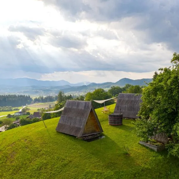 Glamping - Ekološka kmetija Kozman，位于Zavrh nad Dobrno的酒店