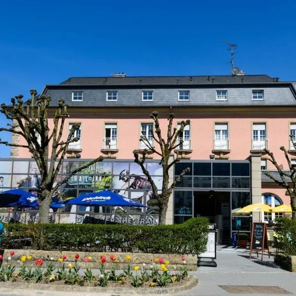 小径旅馆自然及运动酒店，位于埃希特纳赫的酒店